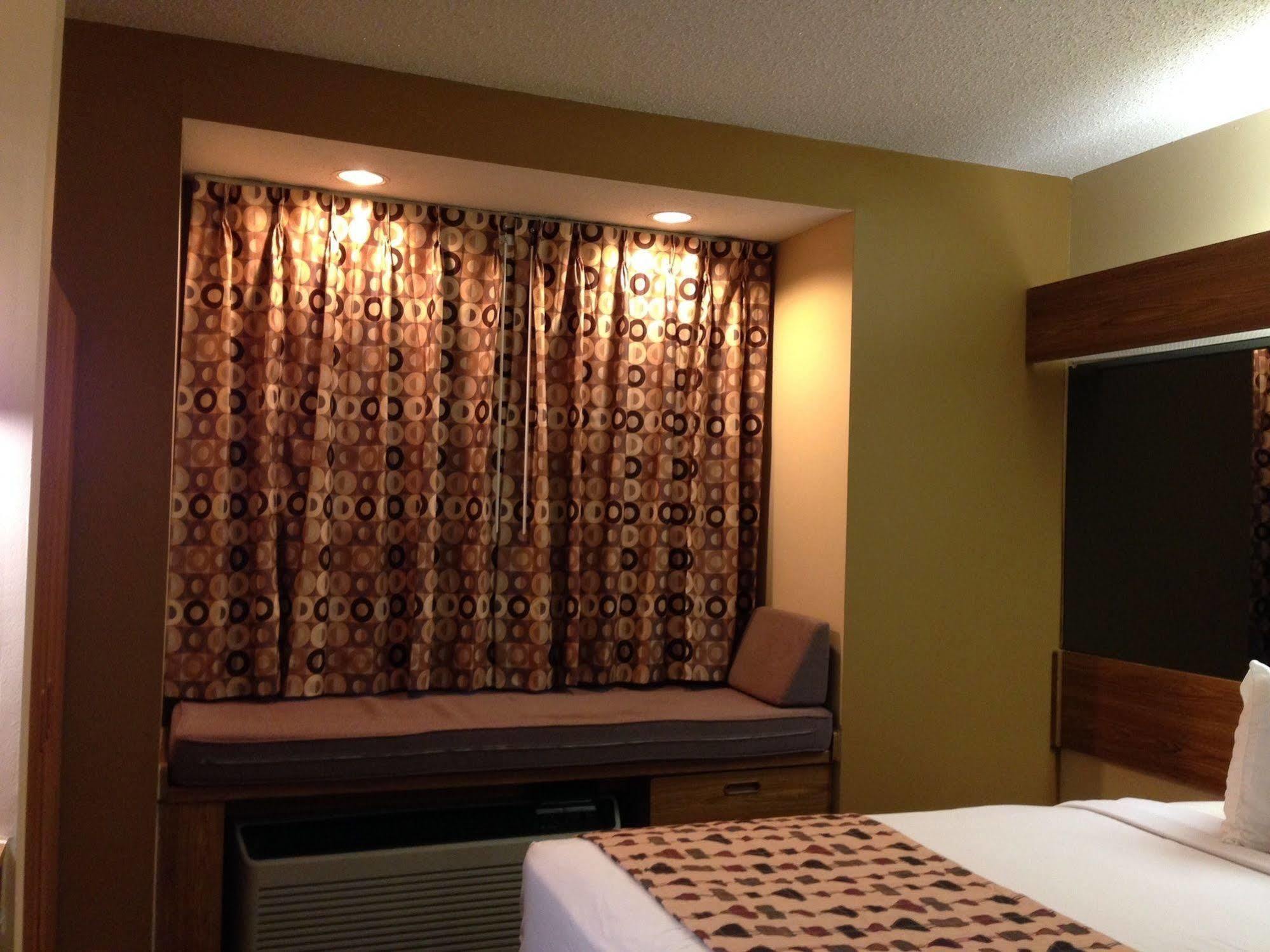 Guest Inn Pigeon Forge Eksteriør billede